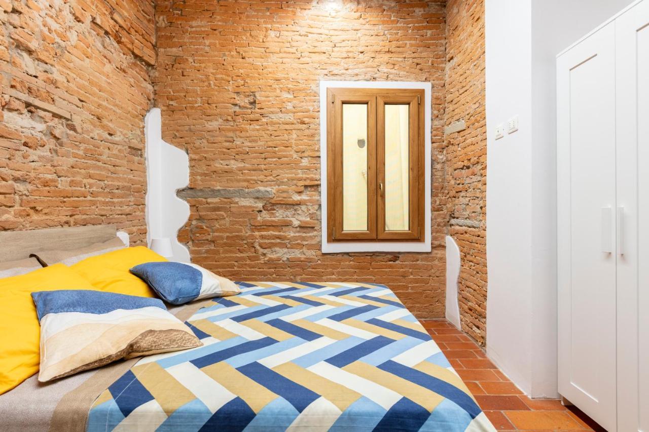 Central Cool Apt S. Spirito, Ac Firenze Eksteriør billede